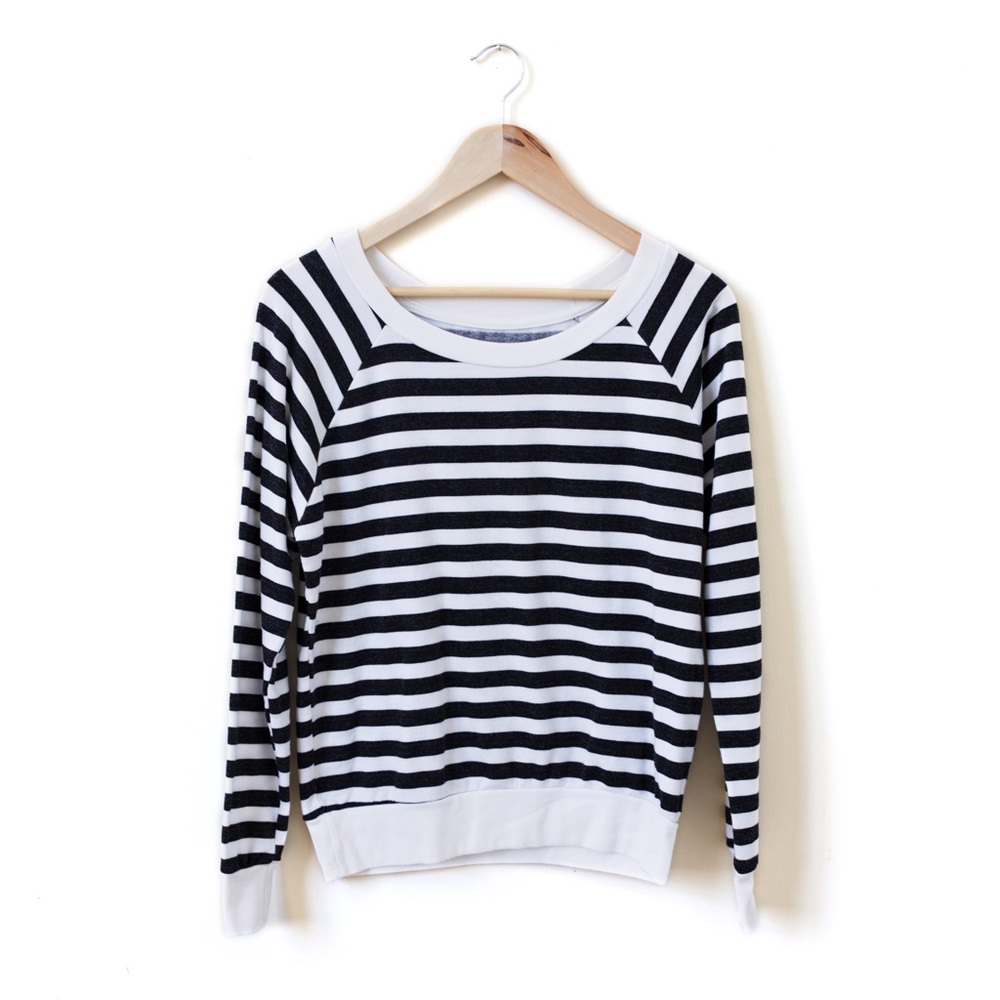 Forever21 sweater shirt